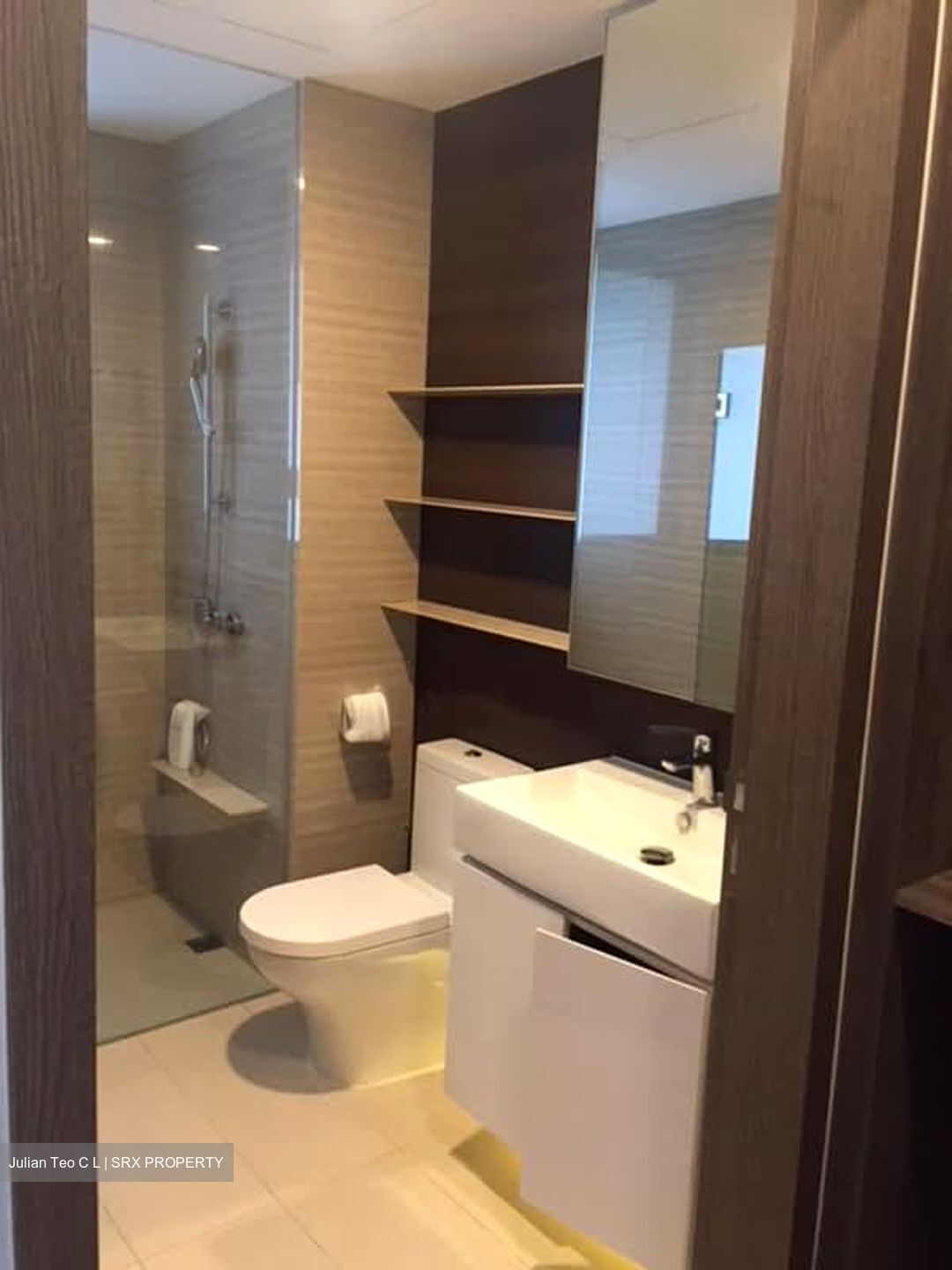 Sky Vue (D20), Condominium #581996151